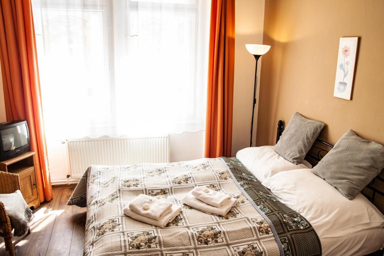 Hotel Sunflower Πράγα Εξωτερικό φωτογραφία