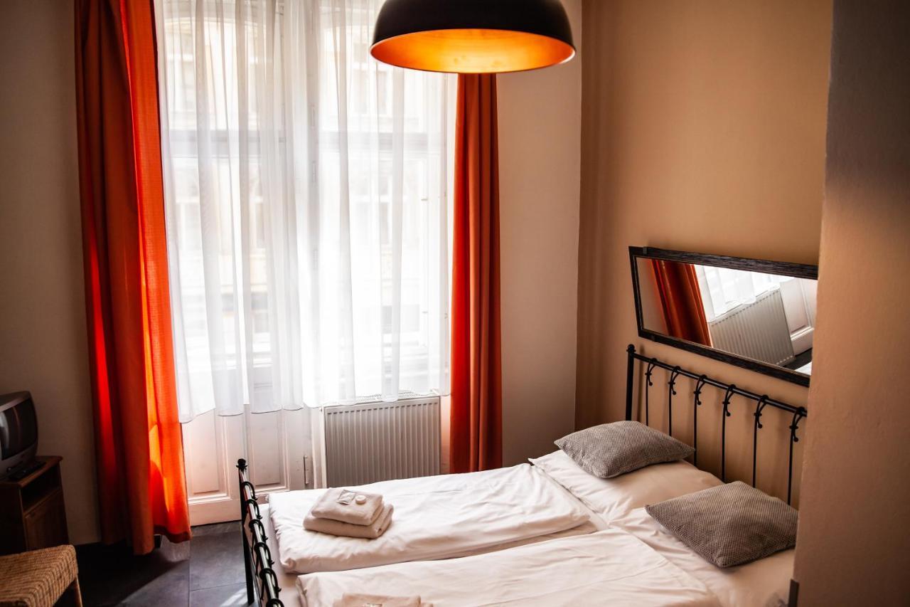 Hotel Sunflower Πράγα Εξωτερικό φωτογραφία