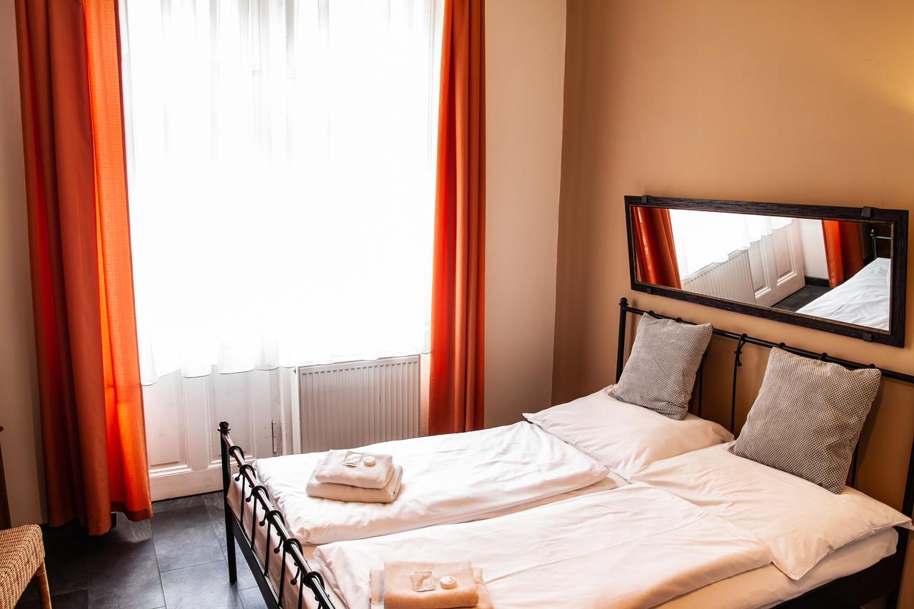 Hotel Sunflower Πράγα Εξωτερικό φωτογραφία