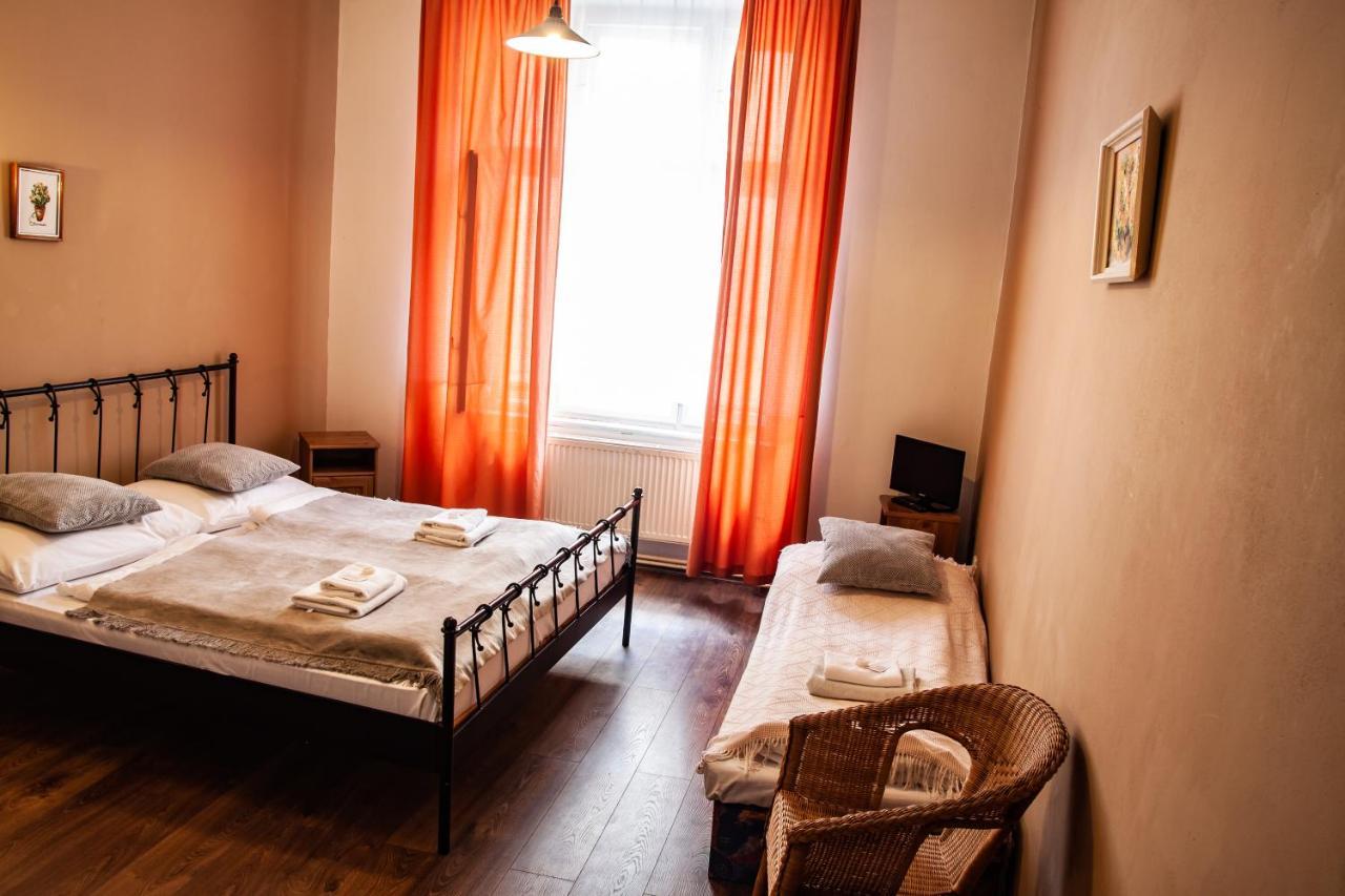 Hotel Sunflower Πράγα Εξωτερικό φωτογραφία